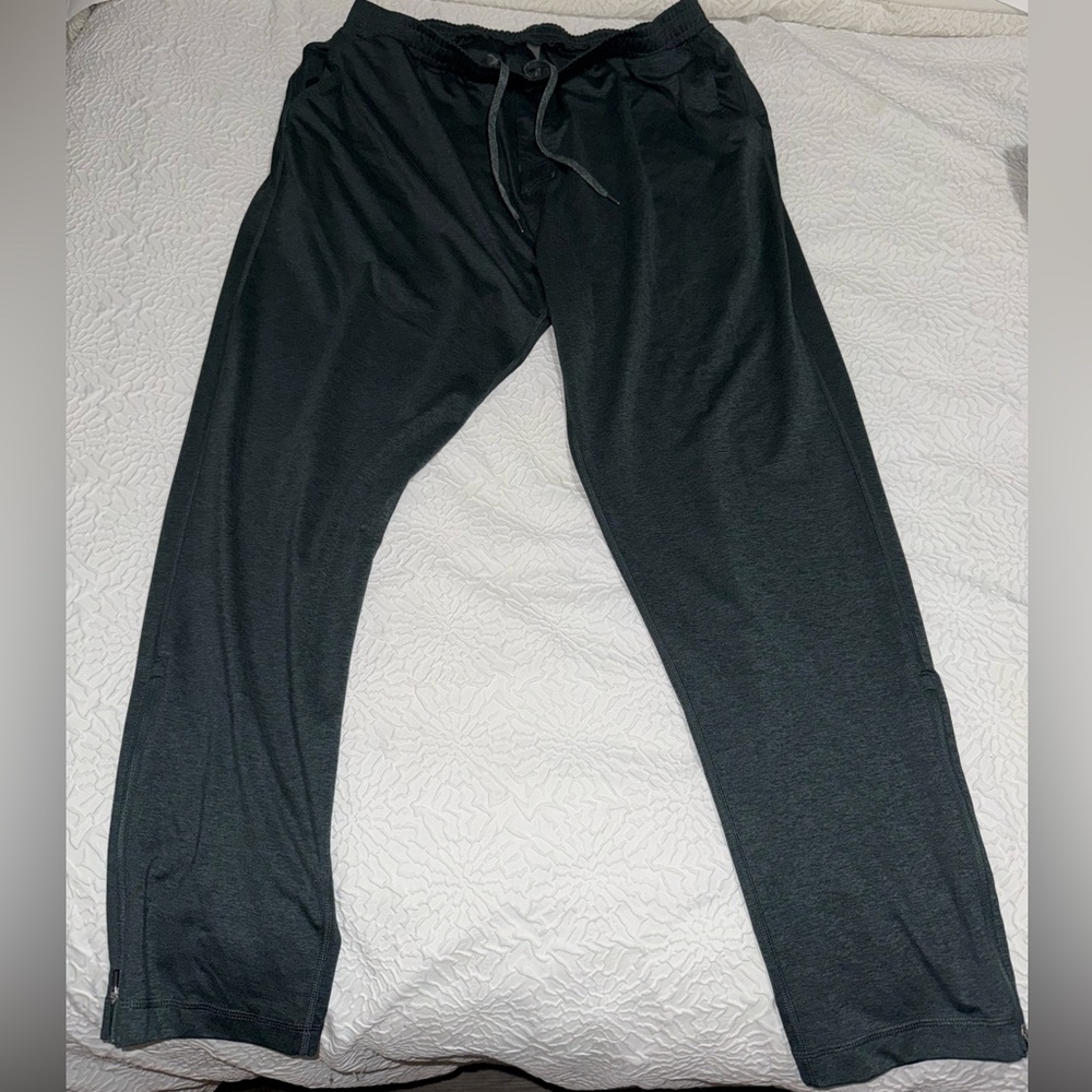 Vuori Sunday Performance Track Pant